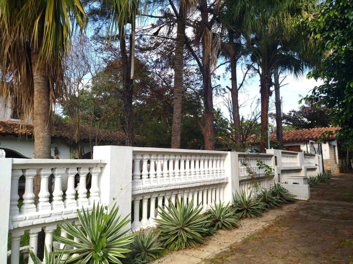Hotel La Aparesida Areguá Exterior foto